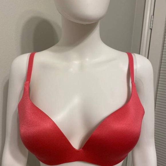 Victoria's Secret Other - Victoria’s Secret Scarlet Smooth Push-up Bra Sz 34D